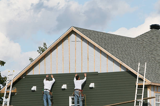 Professional Siding Replacement technician working in Little Orleans, MD